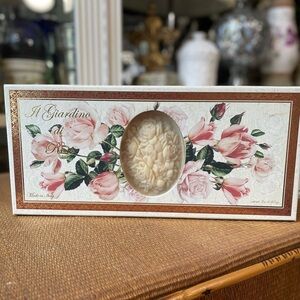 Saponifico Giardino di Rose Italian Soaps carved flowers